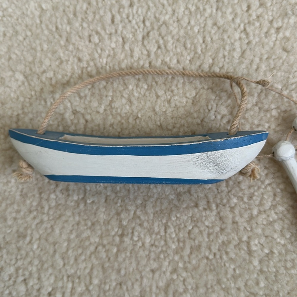 Rowboat Ornament 🚣 - Picture 5 of 7